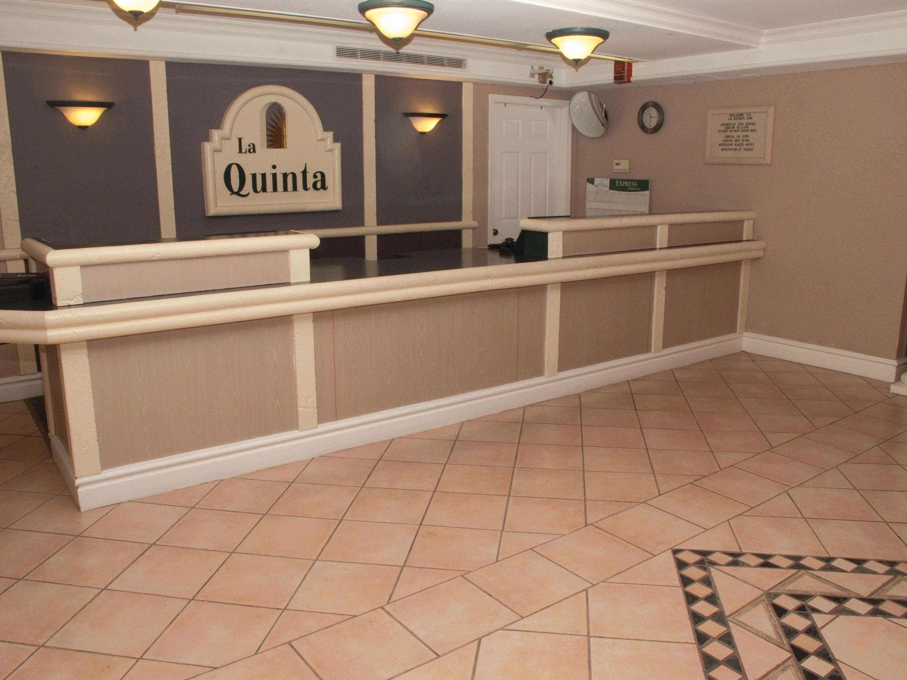 La Quinta Inn By Wyndham Reno Exterior foto